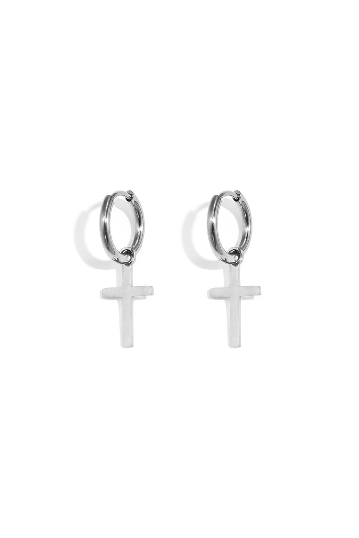 Oorringetjes met kruis hanger
