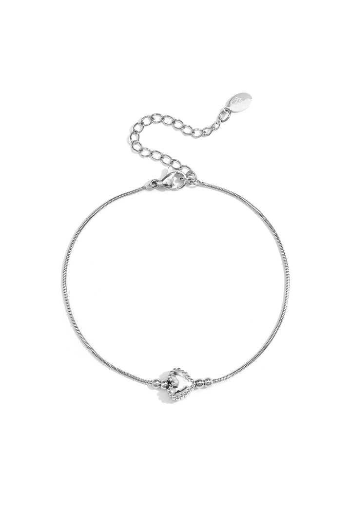 Minimalistische armband met versierd hartje