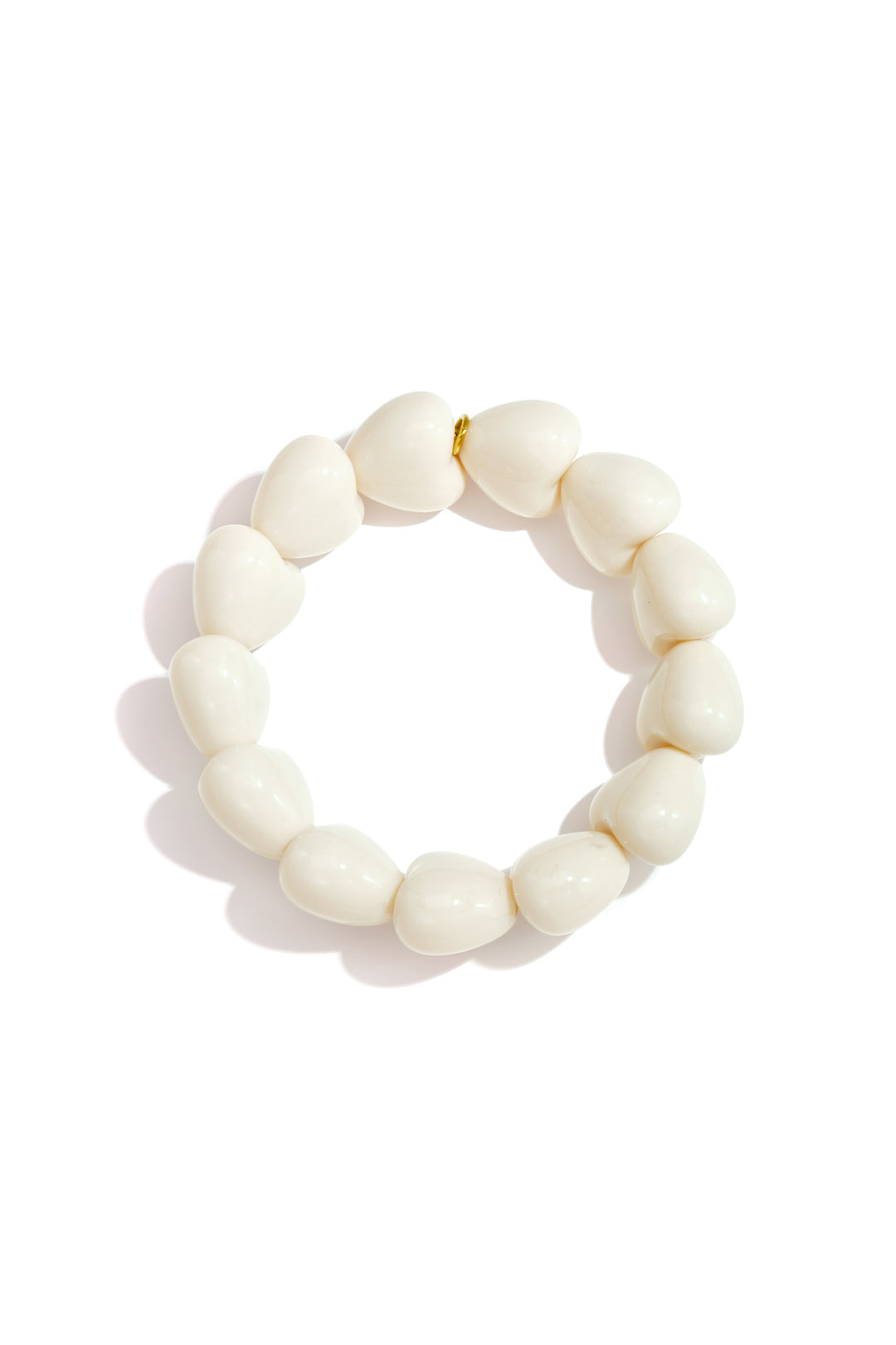 Armbandje met 13 kleine hartjes