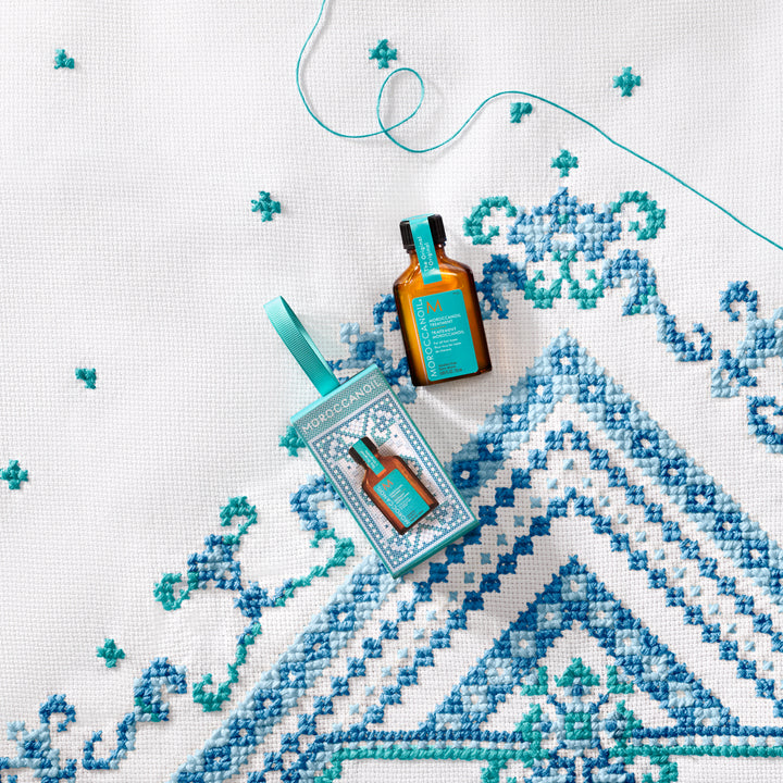 Moroccanoil Treatment Holiday Ornament – Limited Edition (Light & Original)