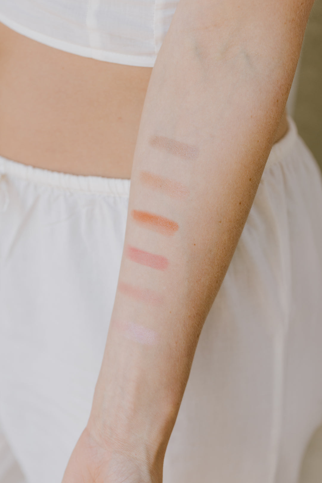 Líkami Meltabalm – Biomimetic 4-in-1 Colour Balm (6 tinten)