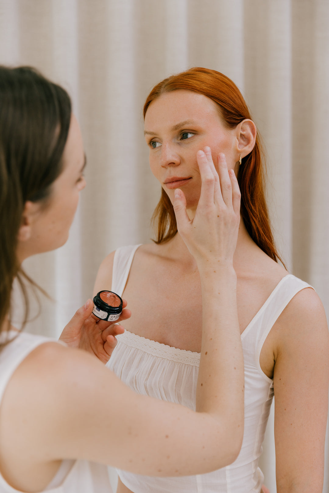 Líkami Meltabalm – Biomimetic 4-in-1 Colour Balm (6 tinten)