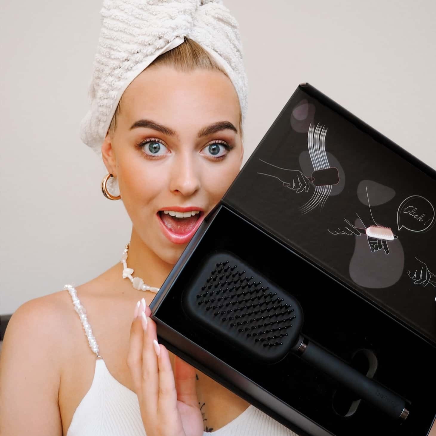 Bellody Haarborstel met Reinigingsfunctie - Blossoms Beauty