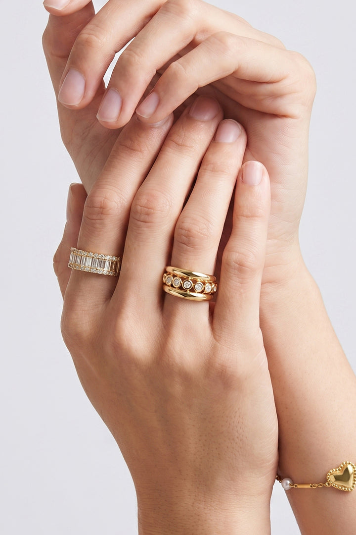 Verstelbare statement ring met strass