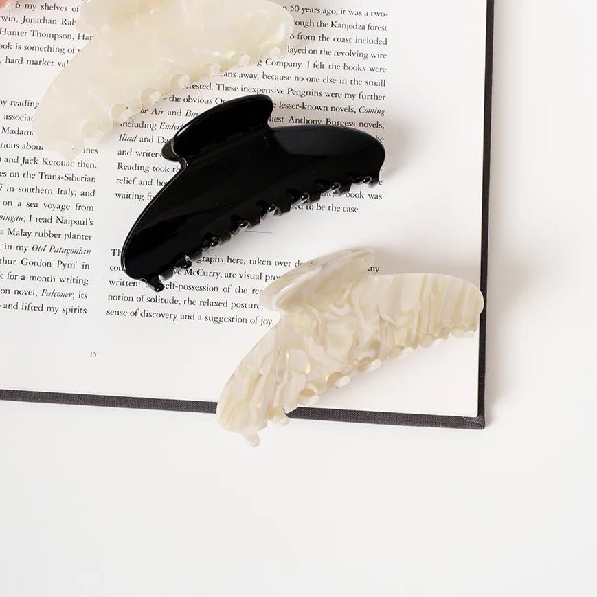 Elodie – Grote Ronde Clip - Blossoms Beauty