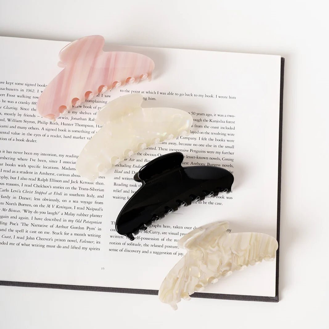 Elodie – Grote Ronde Clip - Blossoms Beauty