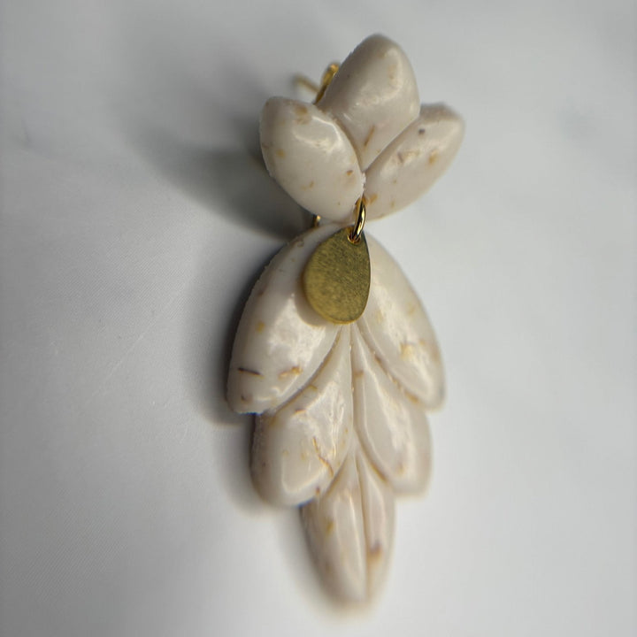 Flora oorbellen – Bloemdesign met chique druppel - Blossoms Beauty