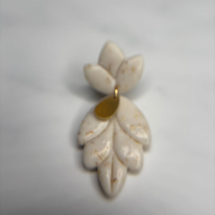 Flora oorbellen – Bloemdesign met chique druppel - Blossoms Beauty