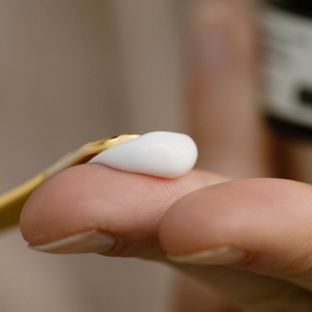 Likami Cosmetic Spoon & Spatula - Blossoms Beauty