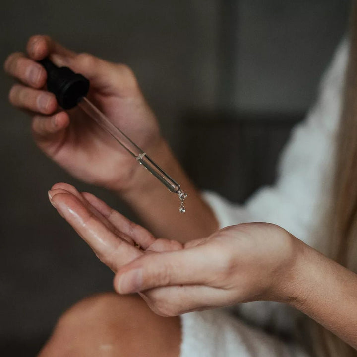 Líkami Facial Essential Oil Serum – Premium Anti - Aging Gezichtsserum - Blossoms Beauty