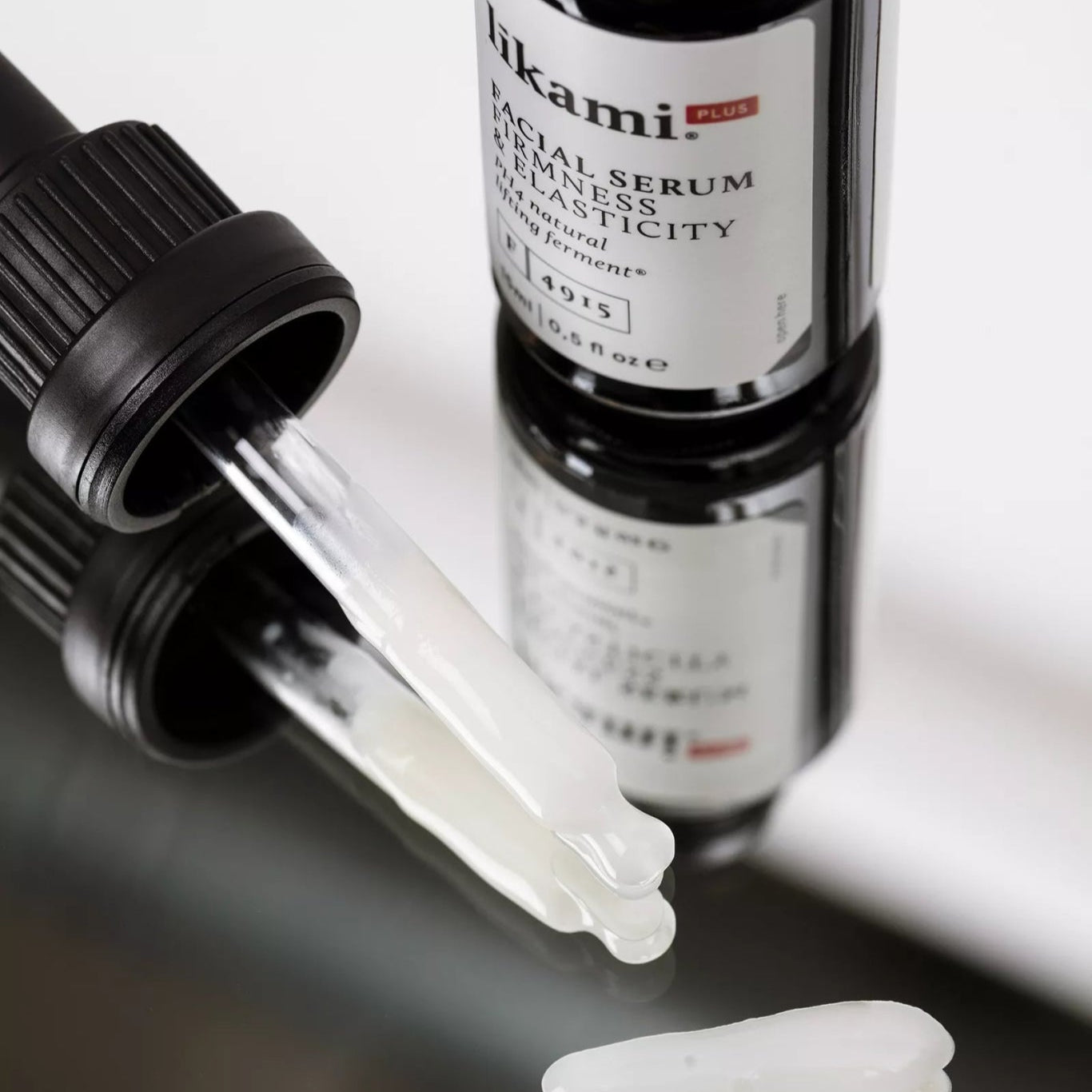 Líkami Facial Serum Firmness & Elasticity – Verstevigend serum met pH4 Natural Lifting Ferment® | 15 ml - Blossoms Beauty