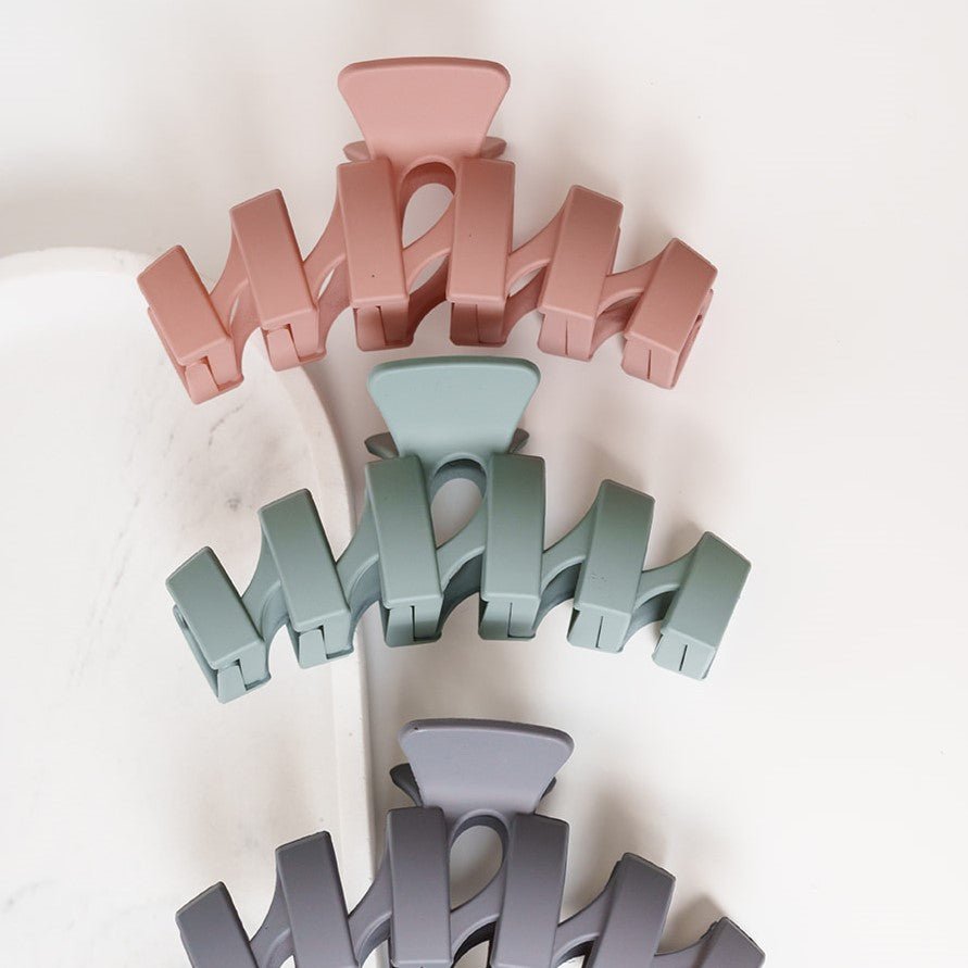 Romy – Grote Zigzag Clip - Blossoms Beauty