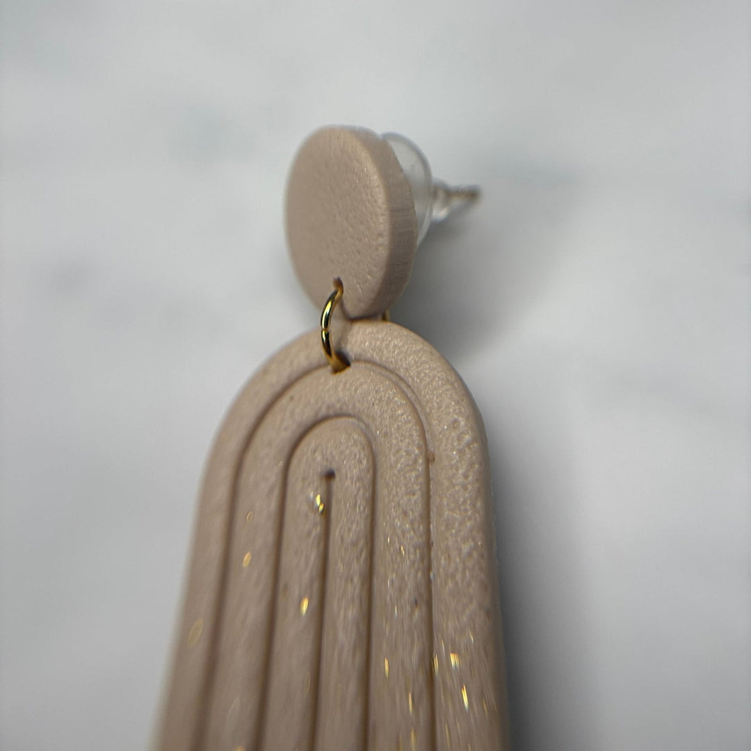 Sleek arch - Blossoms Beauty